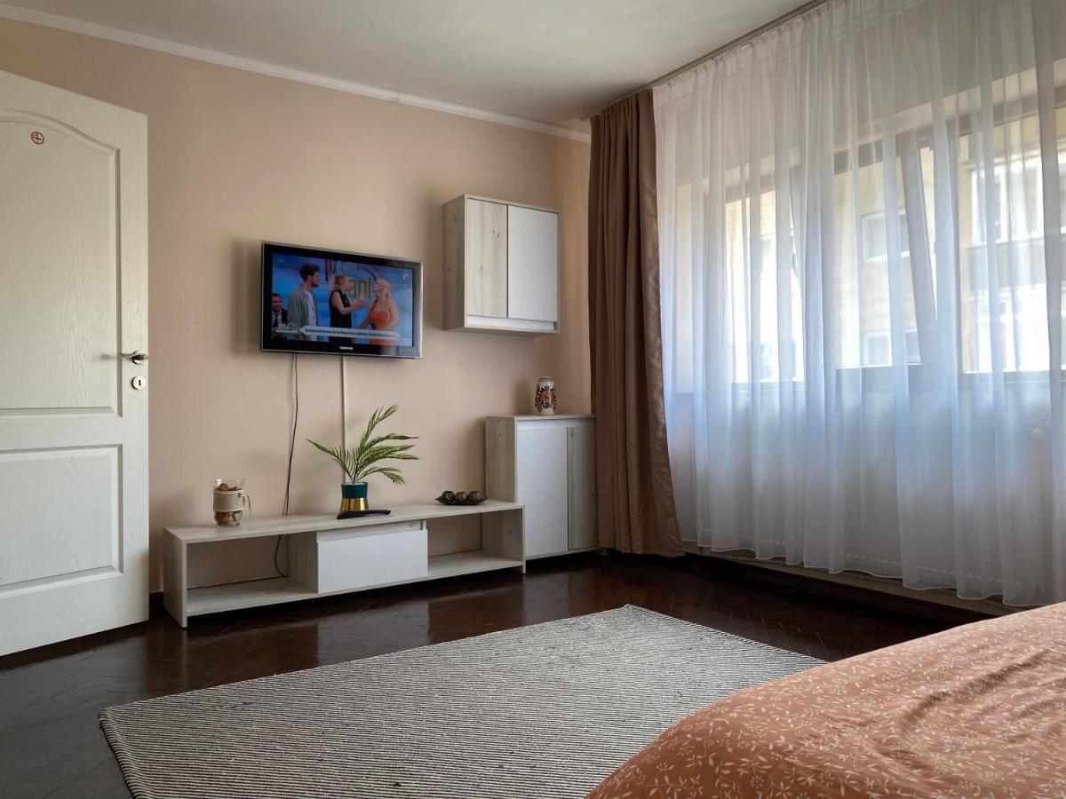 Apartament Leya Apartamento Deva Exterior foto